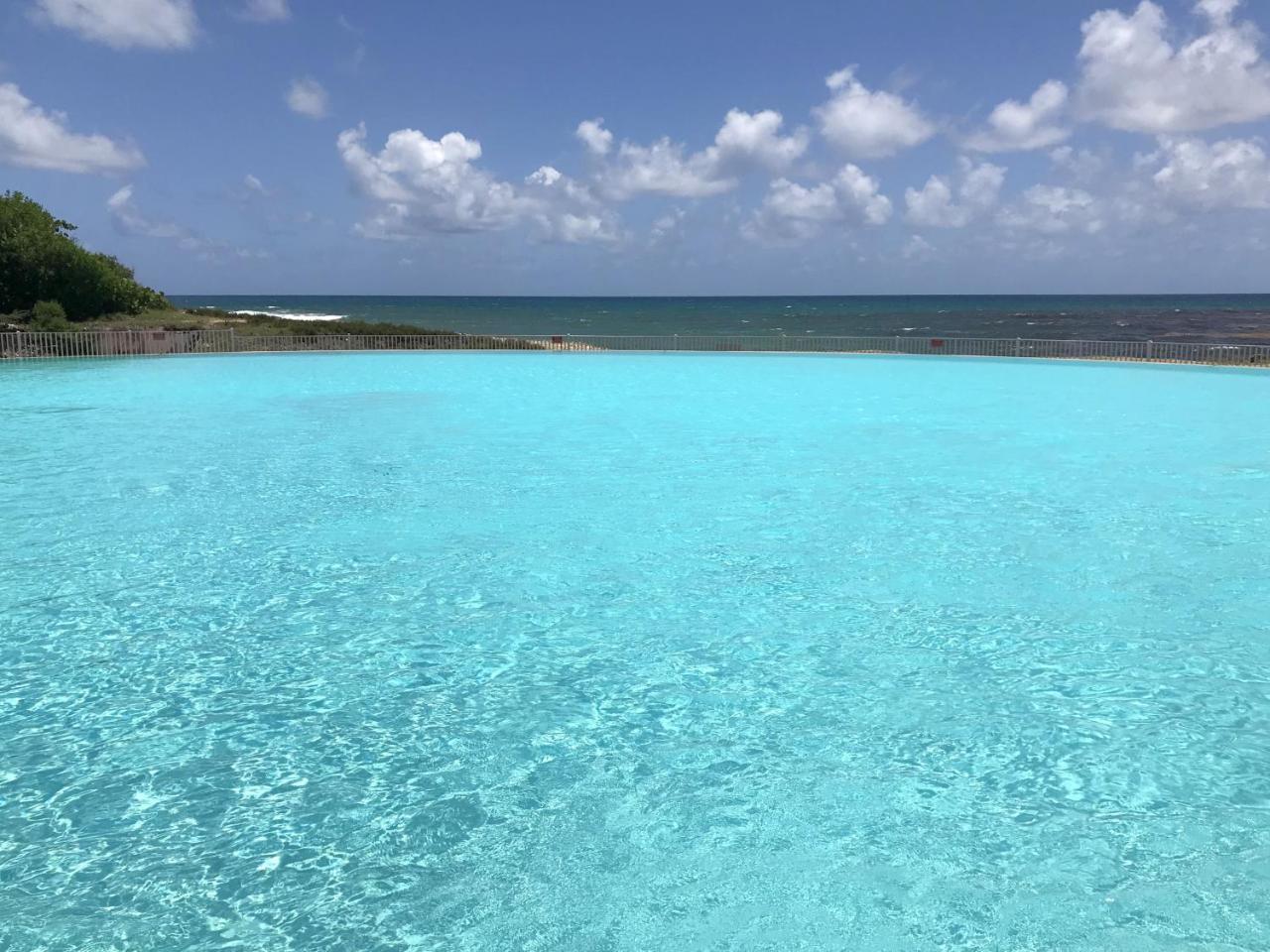 Appartamento Ti.Maanga Vue Mer Pieds Dans L'Eau Saint-Francois  Esterno foto